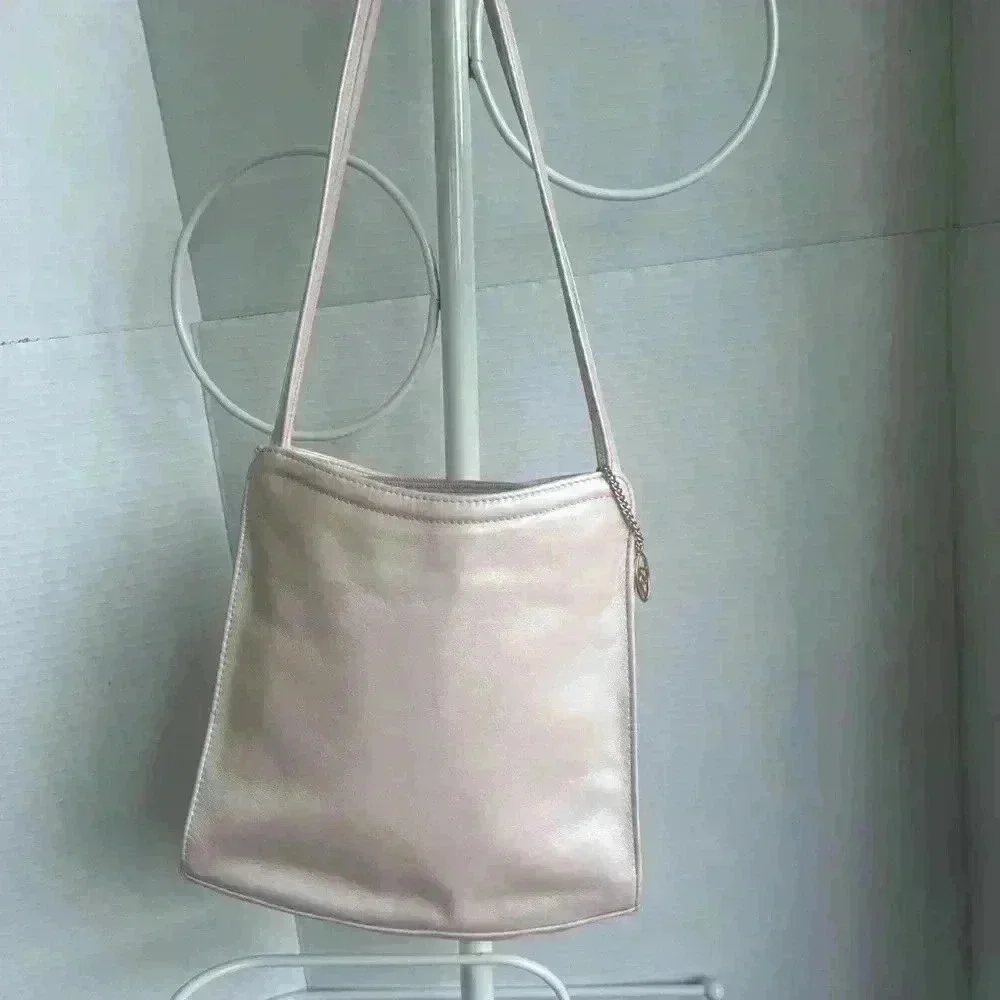 VINTAGE LIZ CLAIBORNE LEATHER AND CO